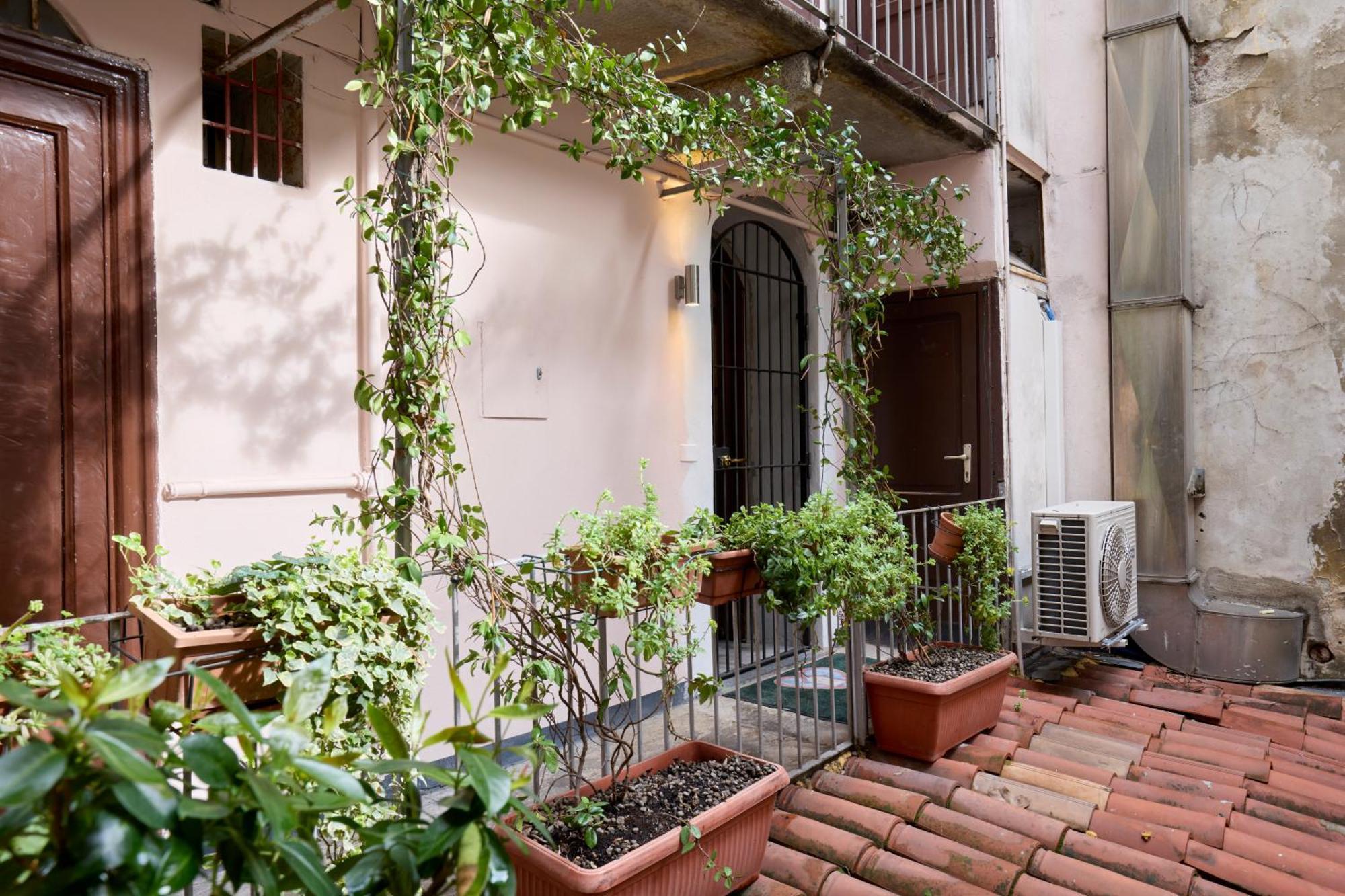 Emme Loft I New Moon - Stylish Apartment With Balcony, Milan